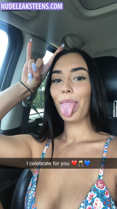 NLTHUB.PK Daniella Garcia24